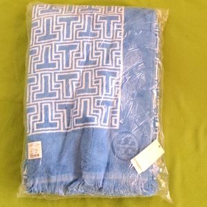 TORY BURCH NWT Beach TOWEL